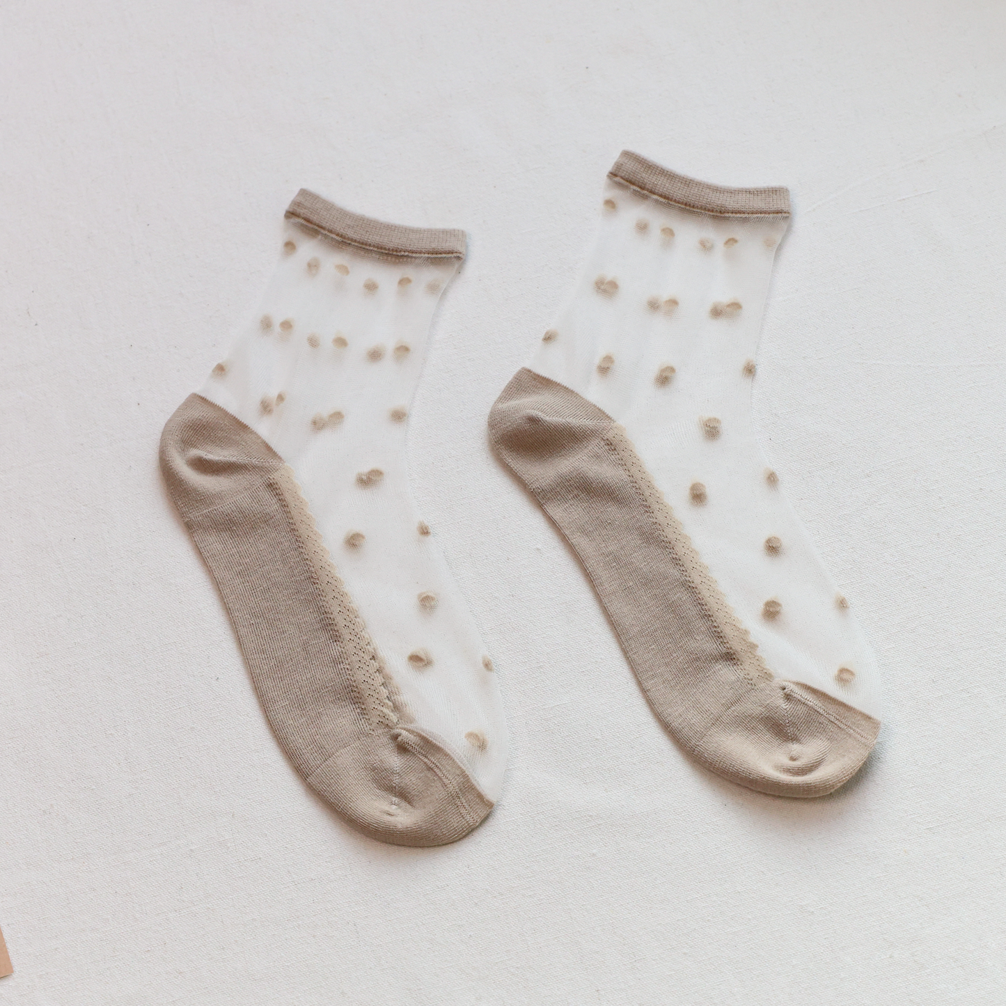 2-Pack Women's Sheer Polka Dot Ankle Socks – Lightweight Summer Style