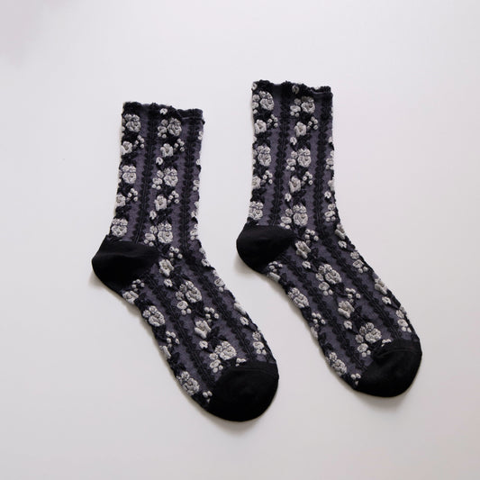 2-Pack Women’s Vintage Floral Cotton Crew Socks – Textured Knit
