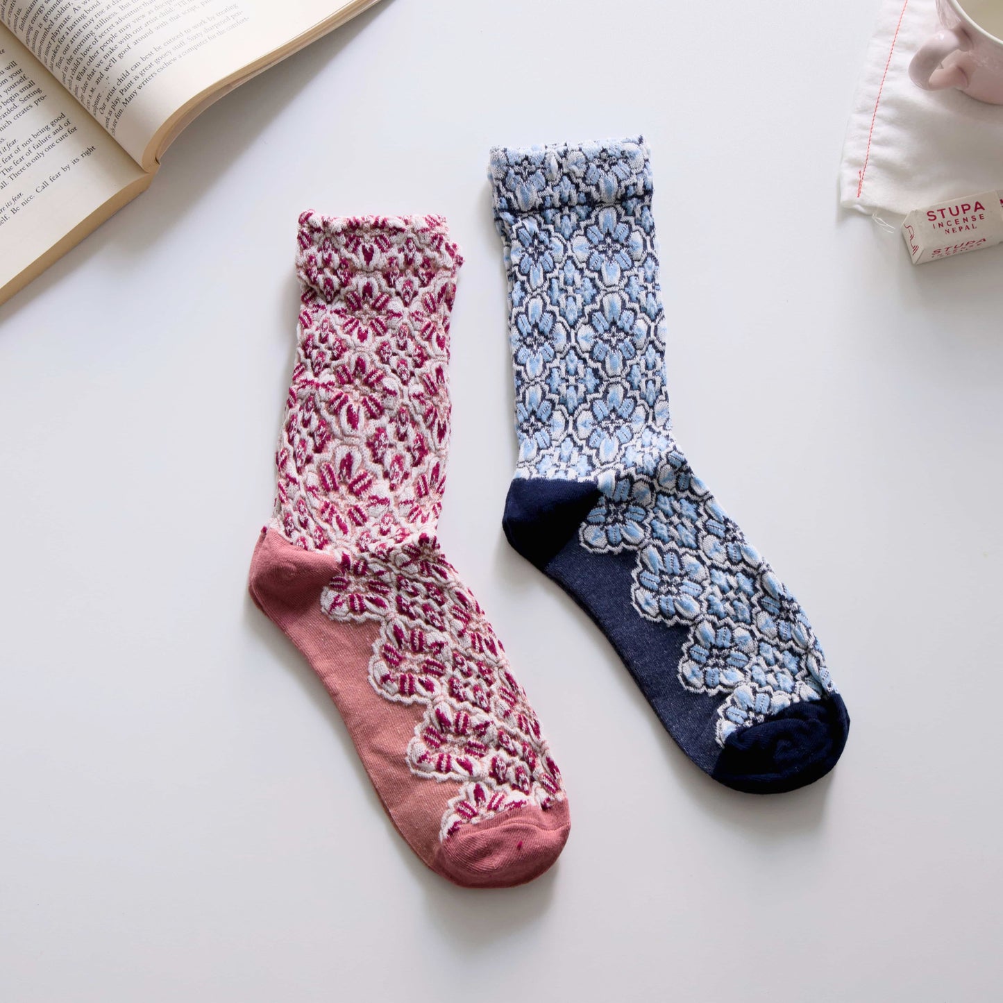 2-Pack Women’s Cotton Crew Socks – Mediterranean Mosaic Tile Pattern