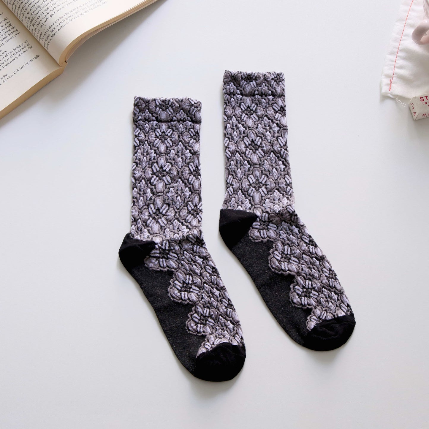 2-Pack Women’s Cotton Crew Socks – Mediterranean Mosaic Tile Pattern