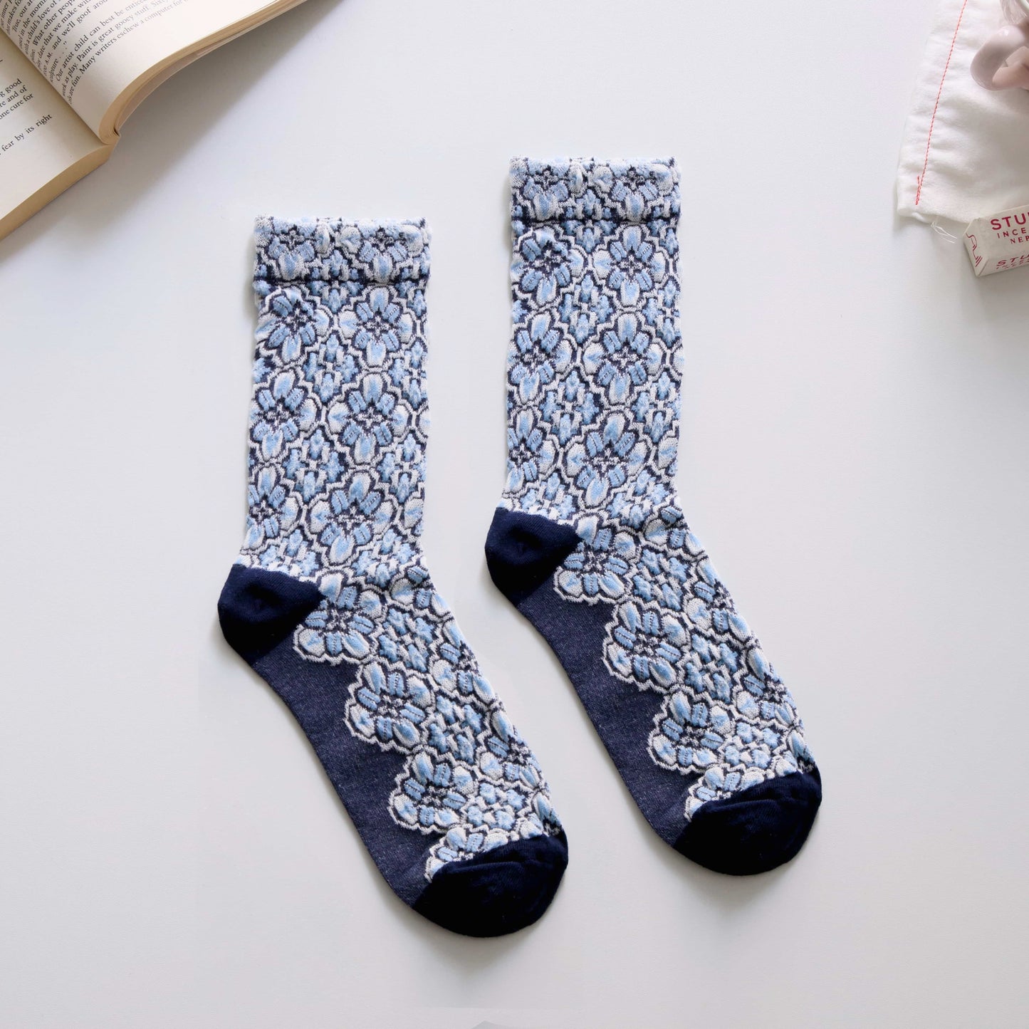 2-Pack Women’s Cotton Crew Socks – Mediterranean Mosaic Tile Pattern
