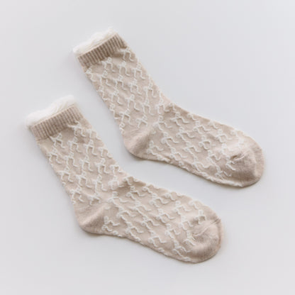 2-Pack Women’s Bow Cotton Crew Socks – Textured Ruffle Knit
