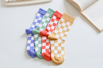 2-Pack Women's Checkered Cotton Socks - Trendy & Soft Crew Socks