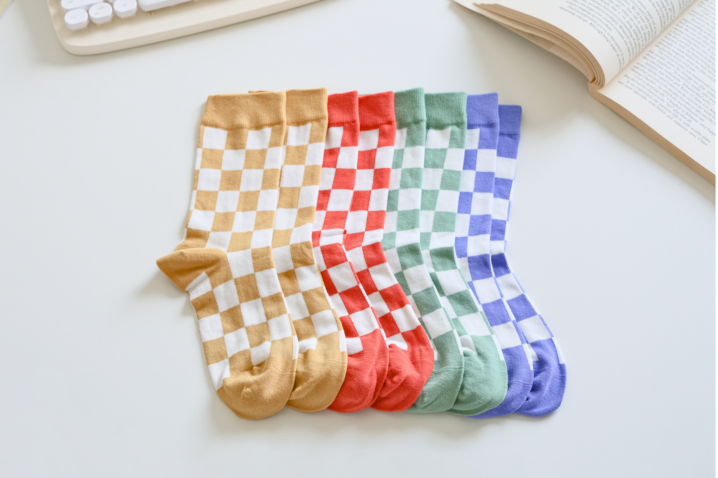 2-Pack Women's Checkered Cotton Socks - Trendy & Soft Crew Socks