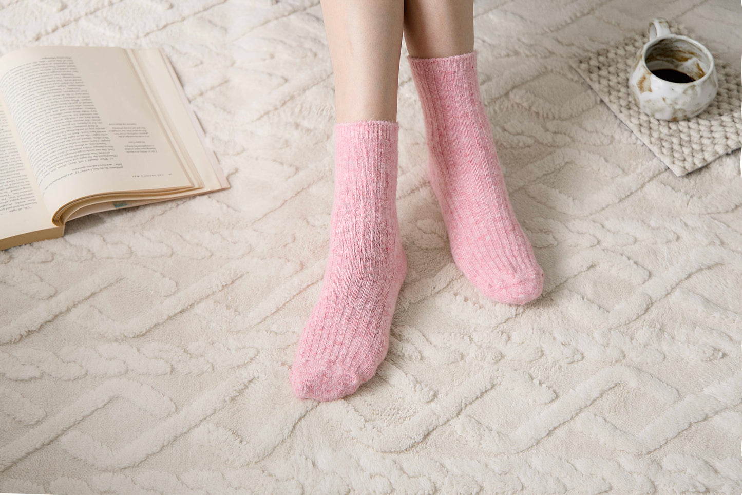 2-Pack Women’s Classic Wool Crew Socks – Cosy Snug Winter Fit