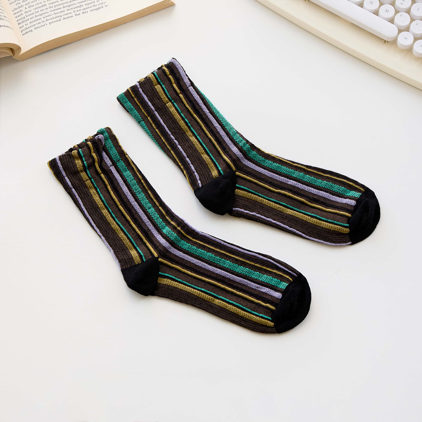 2-Pack Women’s Cotton Striped Crew Socks – Soft Textured Knit