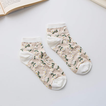 2-Pack Women’s Floral Embroidered Ankle Socks – Soft Lightweight