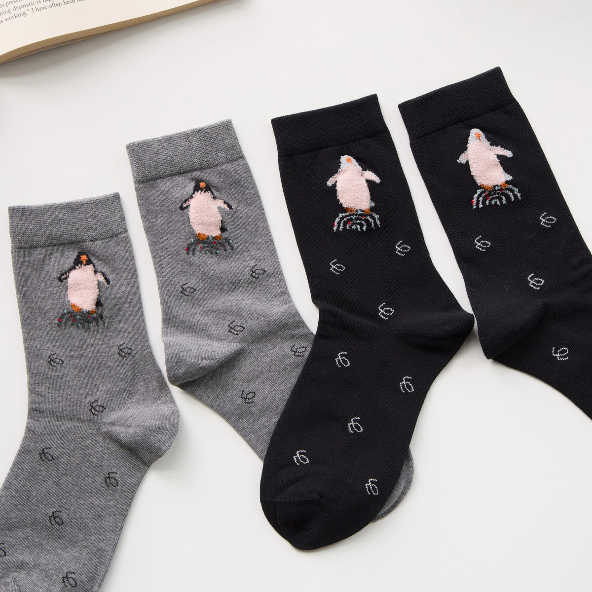 2-Pack Women’s Penguin Cotton Crew Socks – Cute Textured Design