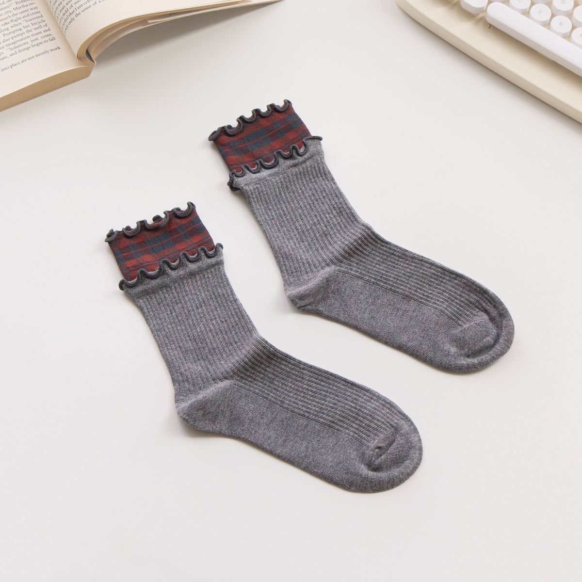 2-Pack Women’s Plaid Ruffle Cotton Crew Socks – Soft Ribbed Knit