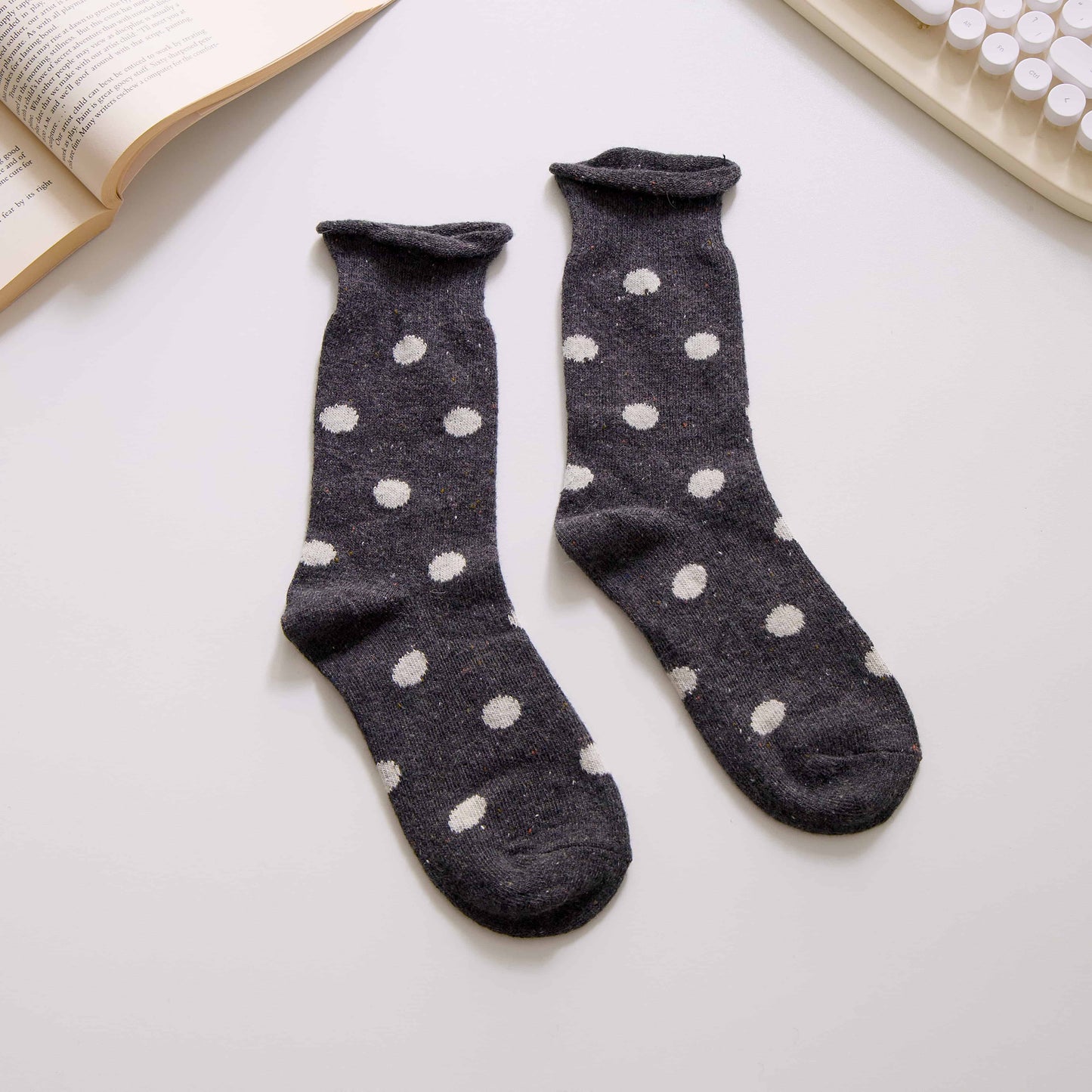 2-Pack Women’s Polka Dot Crew Socks – Wool Blend