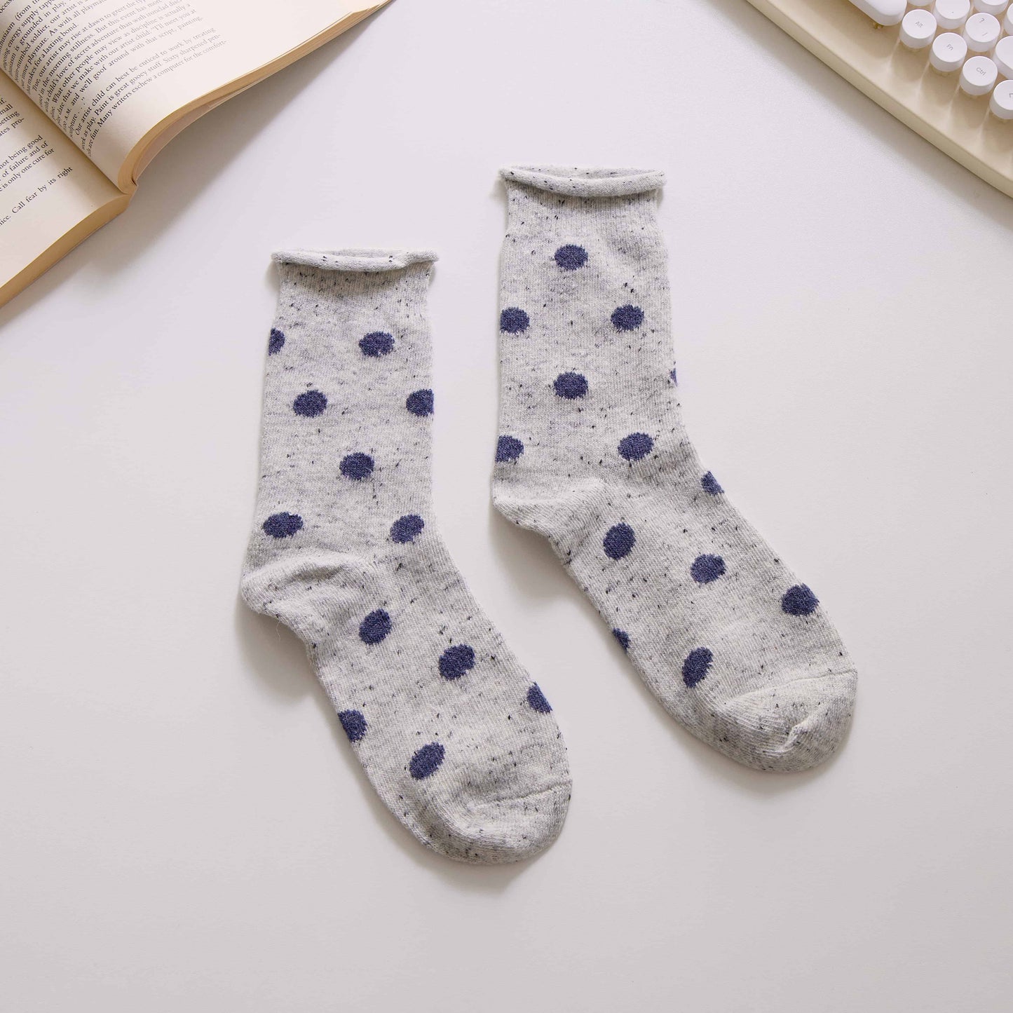 2-Pack Women’s Polka Dot Crew Socks – Wool Blend