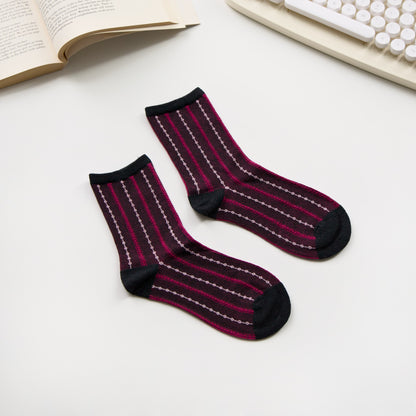 2-Pack Women’s Retro Striped Cotton Crew Socks – Textured Knit