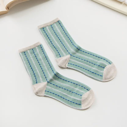 2-Pack Women’s Retro Striped Cotton Crew Socks – Textured Knit