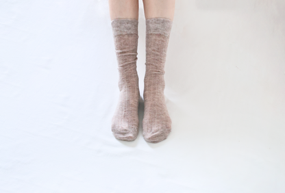 2-Pack Women's Thin Wool Crew Socks – Solid Color & Breathable