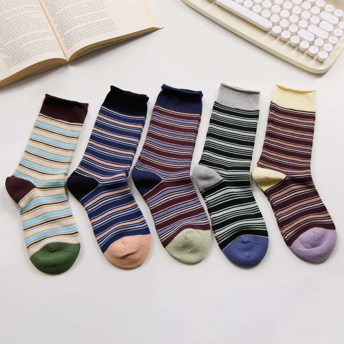 2-Pack Women’s Vintage Striped Cotton Crew Socks – Autumn Style