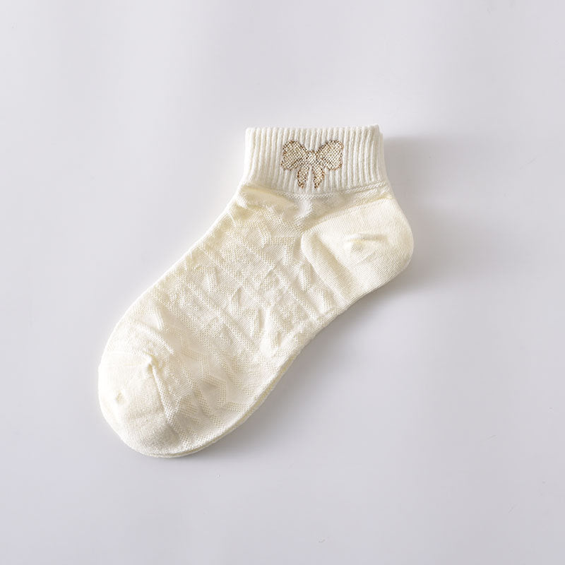 2-Pack Women’s White Cotton Ankle Socks – Cute Embroidered Detail