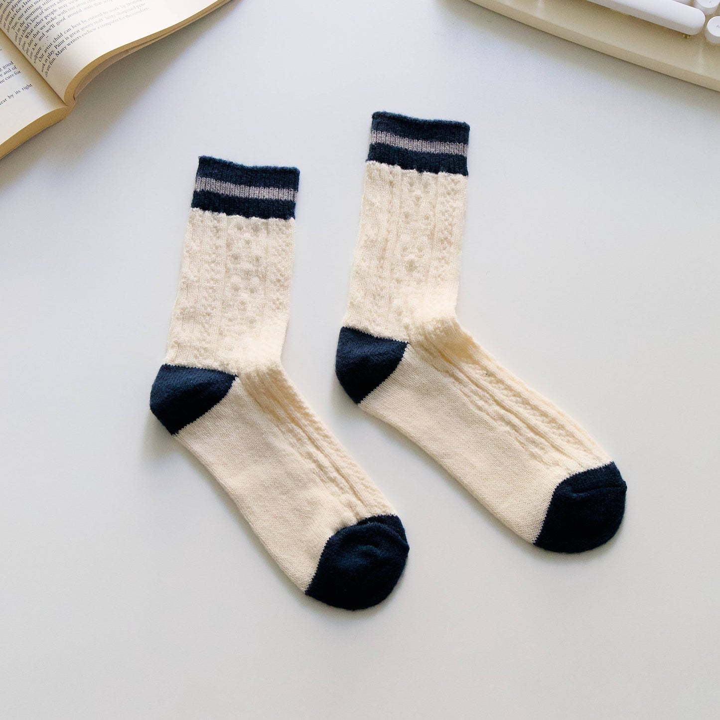 2-Pack Women’s Wool Blend Crew Socks – Soft Knit Warm