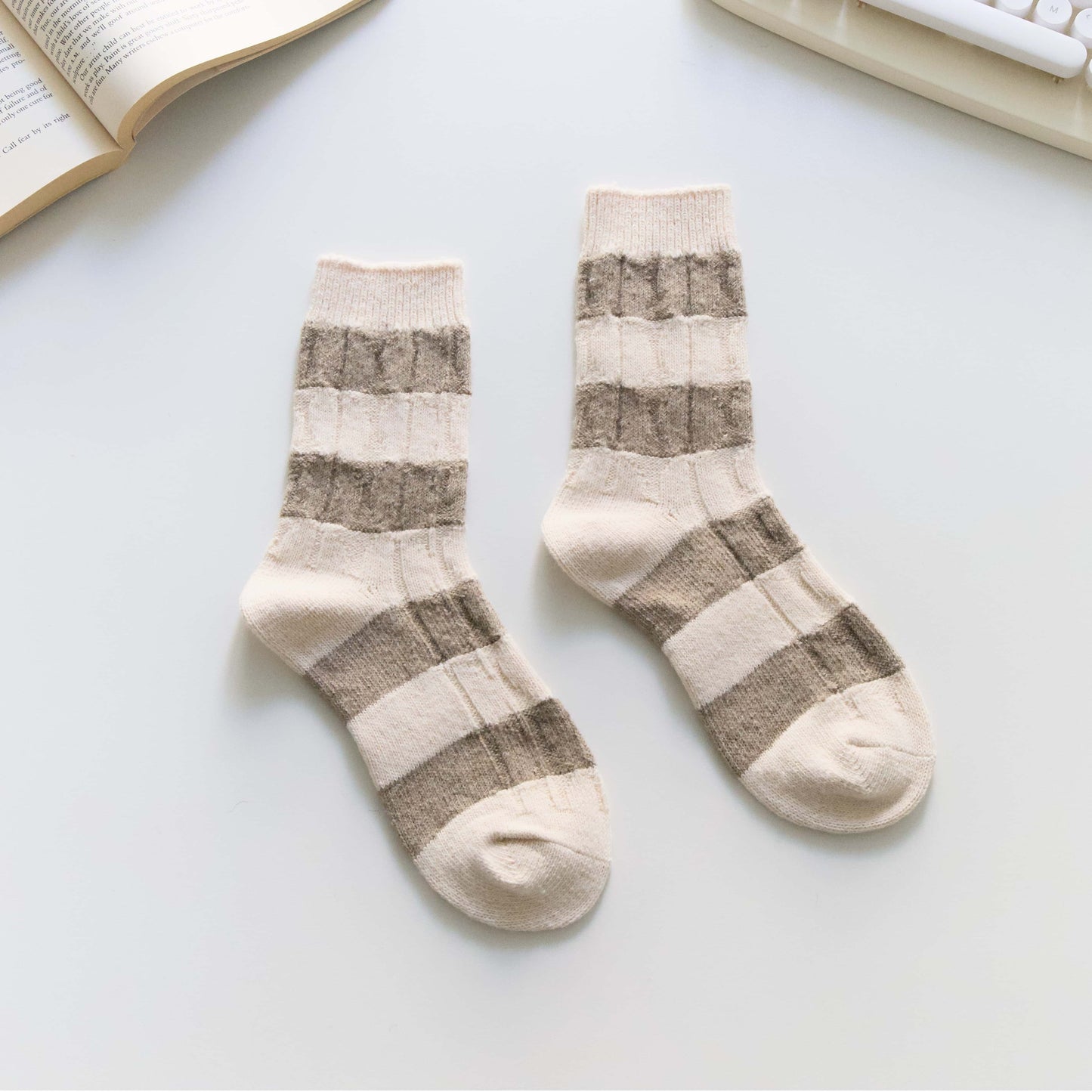 2-Pack Women’s Wool Blend Striped Crew Socks – Soft & Warm Knit