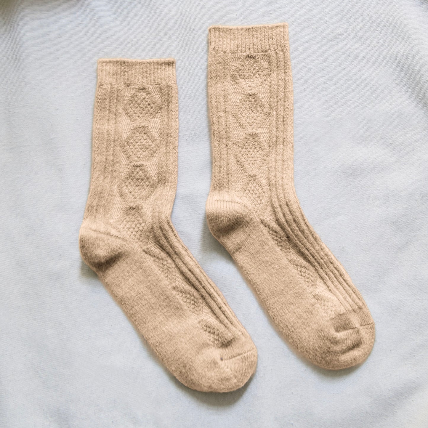 2-Pack Women’s Wool & Cashmere Socks – Diamond Knit Winter Edition