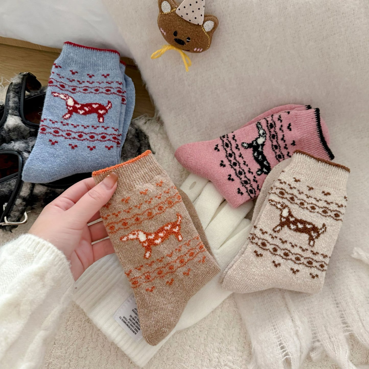 2-Pack Women's Wool Socks - Warm Dachshund Pattern Winter Socks