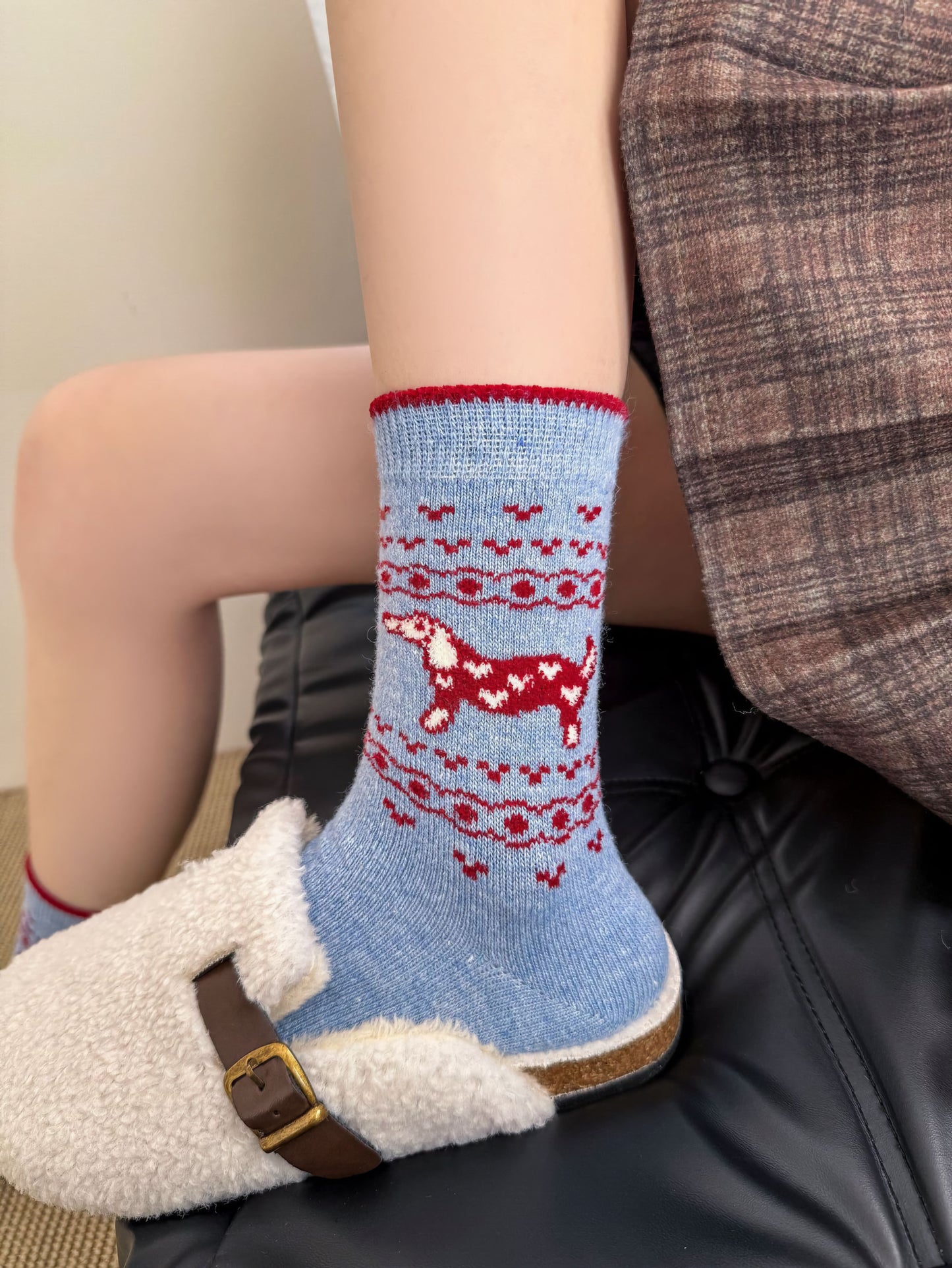 2-Pack Women's Wool Socks - Warm Dachshund Pattern Winter Socks