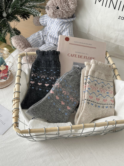 2-Pack Women's Wool Socks - Warm Bow & Heart Design for Valentine’s