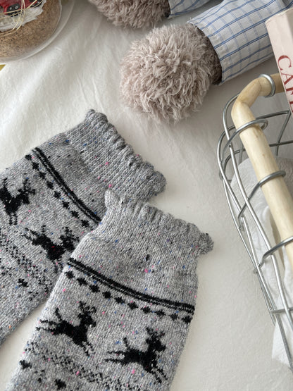2-Pack Women's Wool Socks - Warm Reindeer Design for Fall & Winter