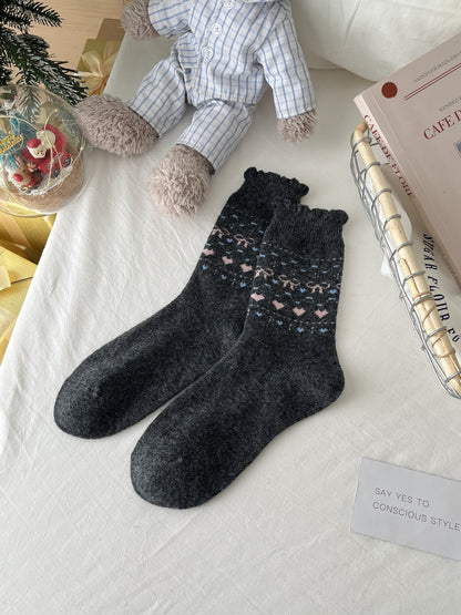 2-Pack Women's Wool Socks - Warm Bow & Heart Design for Valentine’s