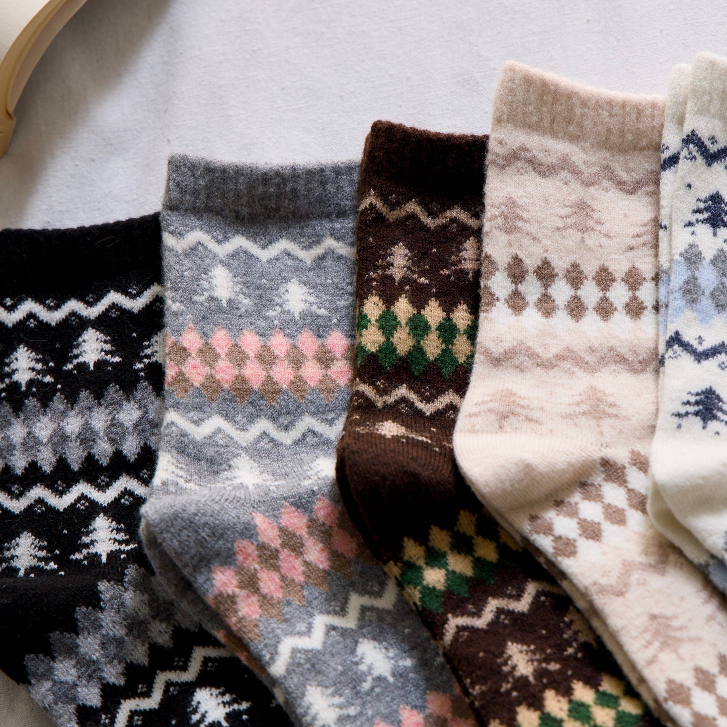 2-Pack Women’s Wool Blend Winter Socks – Nordic Tree & Argyle Knit