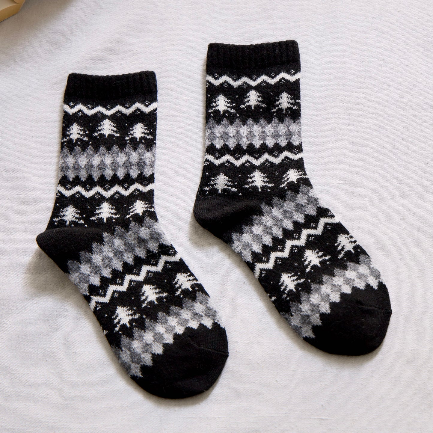 2-Pack Women’s Wool Blend Winter Socks – Nordic Tree & Argyle Knit